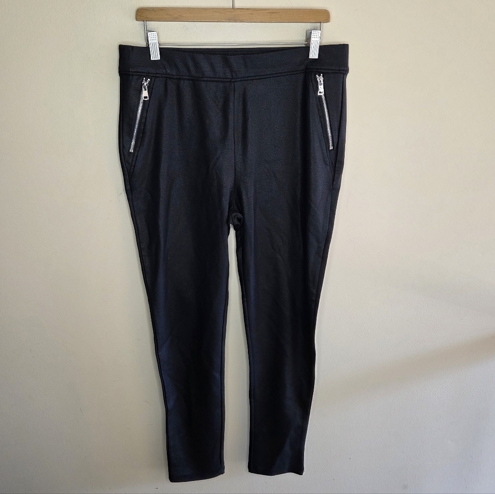 Stoosh | Textured Faux Leather Leggings with Zipper Pockets Size XL